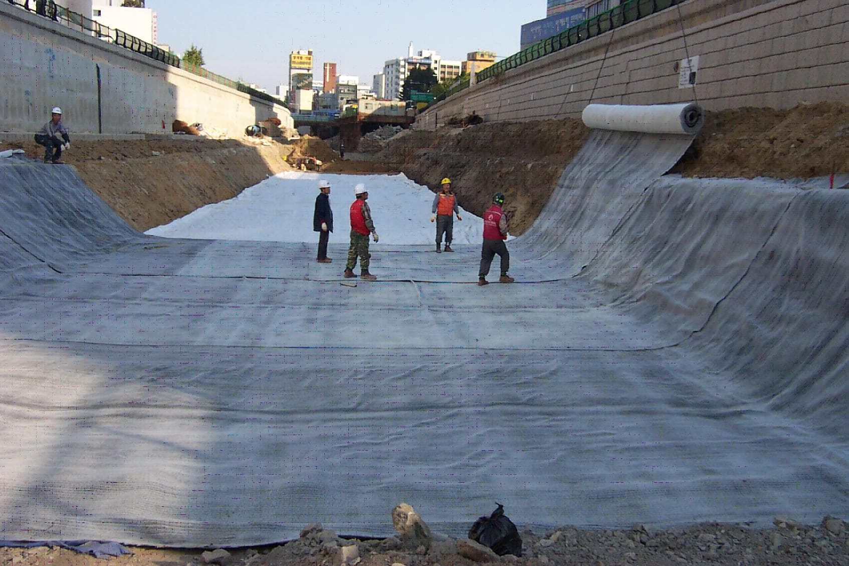 Wet Area & Pool Waterproofing BY Alam Almadina LLC